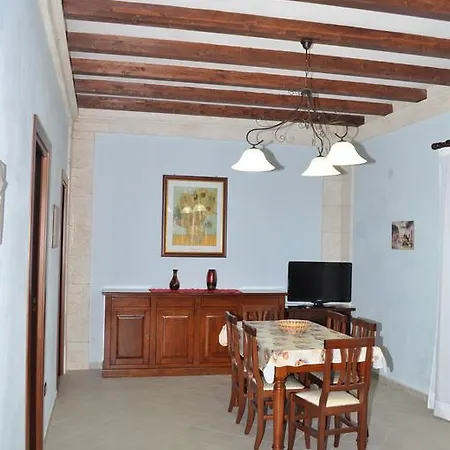 לינה וארוחת בוקר Il Porto 3*
